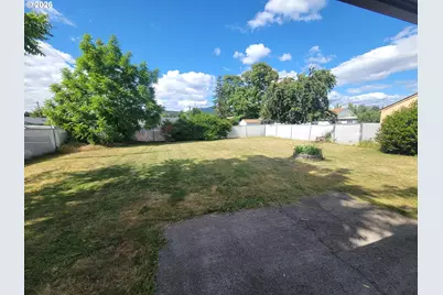 778 V St, Springfield, OR 97477 - Photo 20