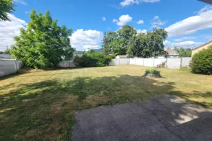 778 V St, Springfield, OR 97477 - Photo 20