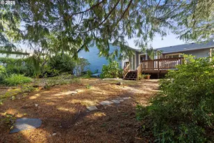 1420 SW Fairway Dr, Waldport, OR 97394 - Photo 28