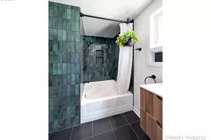 7811 NE Prescott St, Portland, OR 97218 - Photo 12