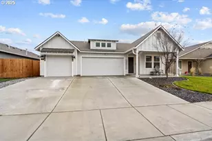 594 E Templeton Ave, Hermiston, OR 97838 - Photo 2