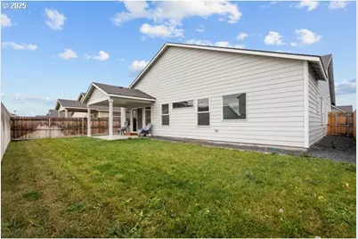 594 E Templeton Ave, Hermiston, OR 97838 - Photo 36