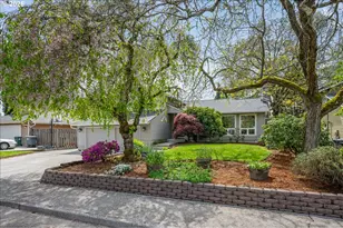 4146 NE Meadow Ln, Hillsboro, OR 97124 - Photo 32