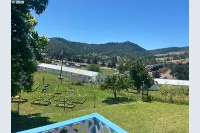 167 Millsview Ln, Roseburg, OR 97471 - Photo 26