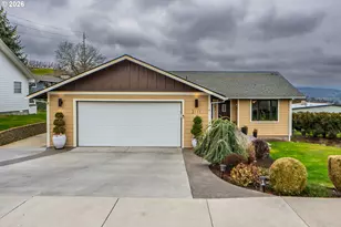 2111 View Ct, The Dalles, OR 97058 - Photo 1