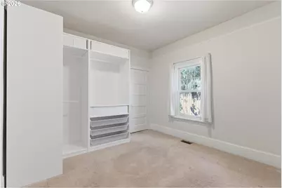 2310 SW Dolph Ct, Portland, OR 97219 - Photo 16
