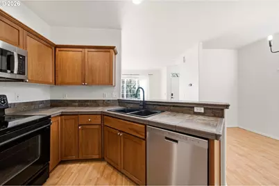 1211 SE Tamango St, Hillsboro, OR 97123 - Photo 14