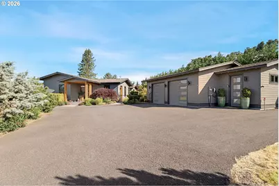 153 Palos Verdes, White Salmon, WA 98672 - Photo 2