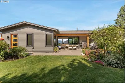 153 Palos Verdes, White Salmon, WA 98672 - Photo 4