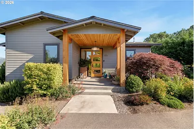 153 Palos Verdes, White Salmon, WA 98672 - Photo 6