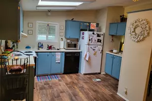 18485 SW Pacific Dr, Tualatin, OR 97062 - Photo 10