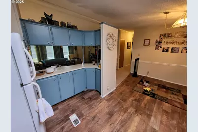 18485 SW Pacific Dr #85, Tualatin, OR 97062 - Photo 10