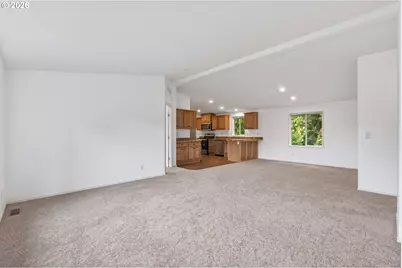 1920 Grade St, Kelso, WA 98626 - Photo 6