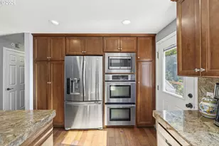 3972 Calaroga Dr, West Linn, OR 97068 - Photo 10