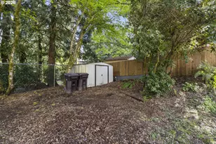 3972 Calaroga Dr, West Linn, OR 97068 - Photo 38