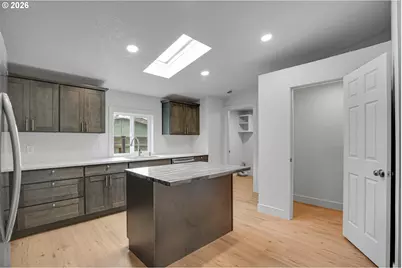 625 SW 9th St #2, Dundee, OR 97115 - Photo 18