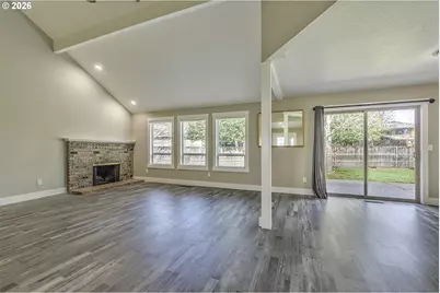 1524 NE Greensword Dr, Hillsboro, OR 97124 - Photo 4