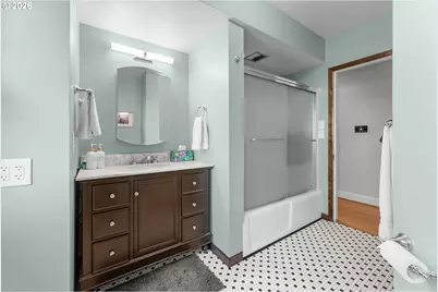 7017 NE Sacramento St, Portland, OR 97213 - Photo 16
