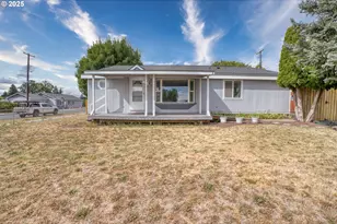501 E Collins St, Goldendale, WA 98620 - Photo 2