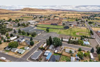 501 E Collins St, Goldendale, WA 98620 - Photo 40