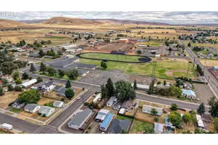 501 E Collins St, Goldendale, WA 98620 - Photo 40