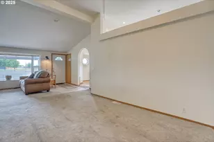 501 E Collins St, Goldendale, WA 98620 - Photo 14