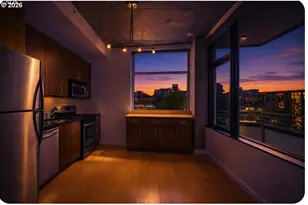 1234 SW 18th Ave, Portland, OR 97205 - Photo 8