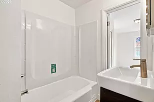 906 6th St, Washougal, WA 98671 - Photo 12