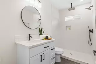 4323 SE Alder St, Portland, OR 97215 - Photo 14