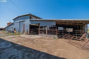 39511 Hwy 226, Scio, OR 97374 - Photo 28