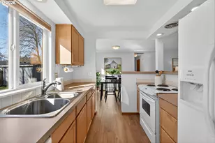 20019 SW Joann Ct, Beaverton, OR 97003 - Photo 12