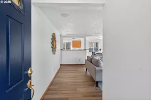 20019 SW Joann Ct, Beaverton, OR 97003 - Photo 4