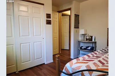 1523 NW Thompson Way, Grants Pass, OR 97526 - Photo 24