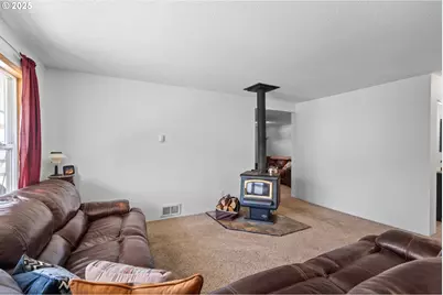 814 SW 44th St, Pendleton, OR 97801 - Photo 14