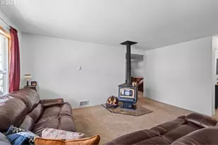 814 SW 44th St, Pendleton, OR 97801 - Photo 14