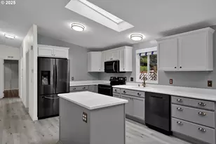 1600 Rhododendron Dr, Florence, OR 97439 - Photo 12