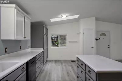 1600 Rhododendron Dr #150, Florence, OR 97439 - Photo 14