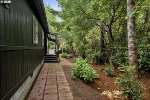 1600 Rhododendron Dr, Florence, OR 97439 - Photo 34