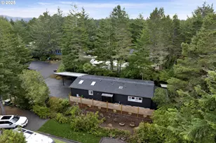 1600 Rhododendron Dr, Florence, OR 97439 - Photo 2