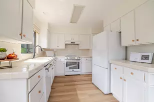 23 Skyline Ave, Astoria, OR 97103 - Photo 16