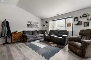 963 Marquet Way, Eugene, OR 97401 - Photo 6