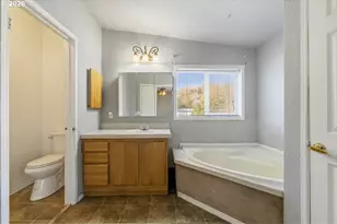 3103 Emerald St, Klamath Falls, OR 97601 - Photo 16