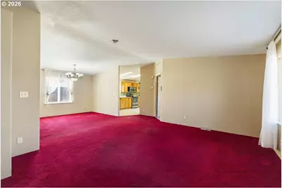3103 Emerald St, Klamath Falls, OR 97601 - Photo 2