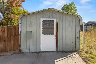 3103 Emerald St, Klamath Falls, OR 97601 - Photo 30