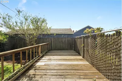 4920 NE 78th Pl, Portland, OR 97218 - Photo 38