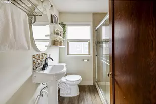 4920 NE 78th Pl, Portland, OR 97218 - Photo 28