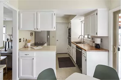 4920 NE 78th Pl, Portland, OR 97218 - Photo 20