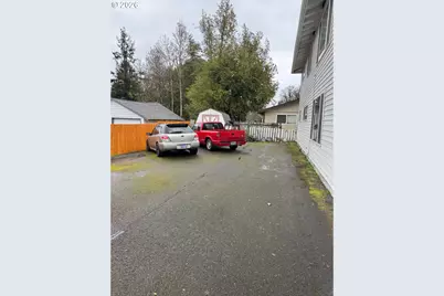 547 SW Fellows St, McMinnville, OR 97128 - Photo 12