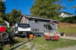 36090 8th St, Nehalem, OR 97131 - Photo 4