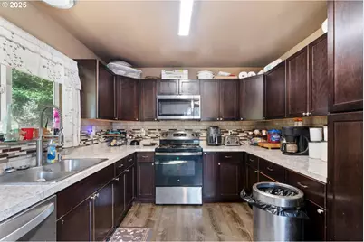 36090 8th St, Nehalem, OR 97131 - Photo 12